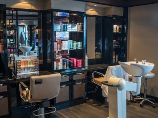 Beauty salon
